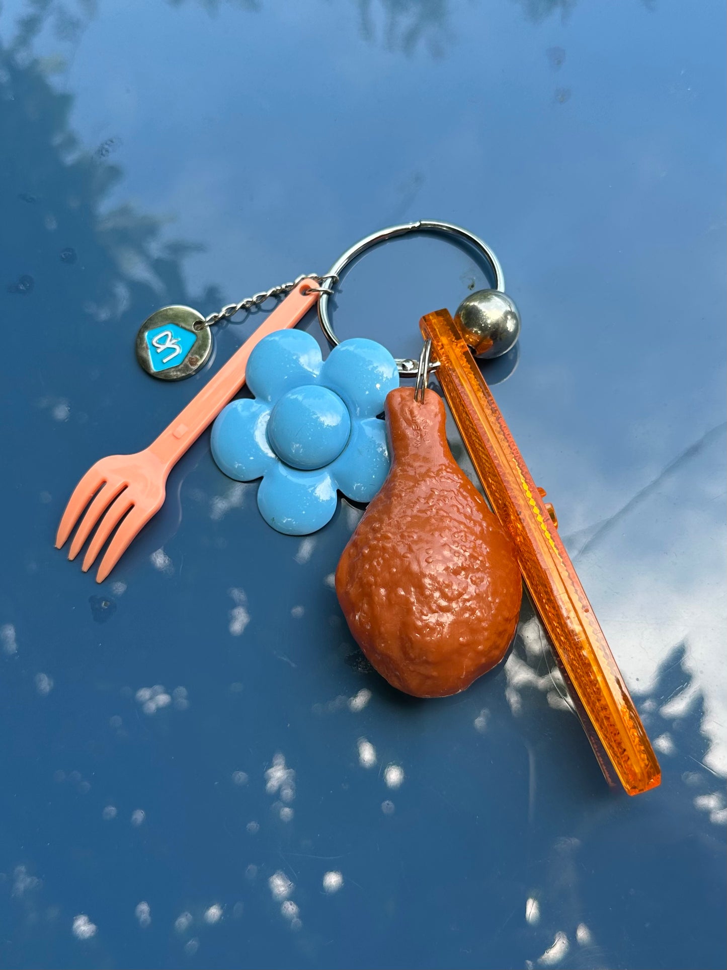 BAG CHARM 🍗🩵🦺