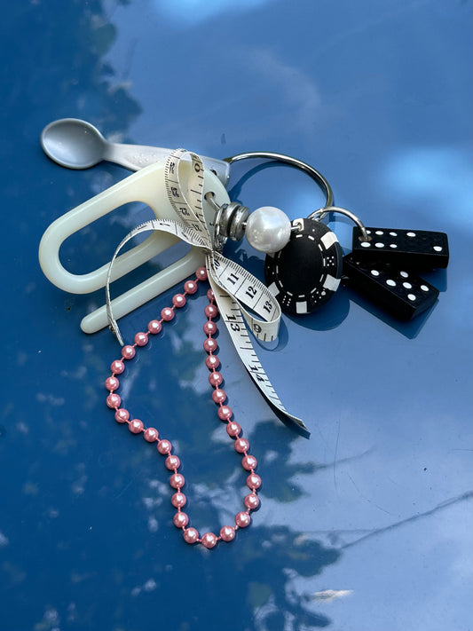 BAG CHARM 🎲🎀🎬