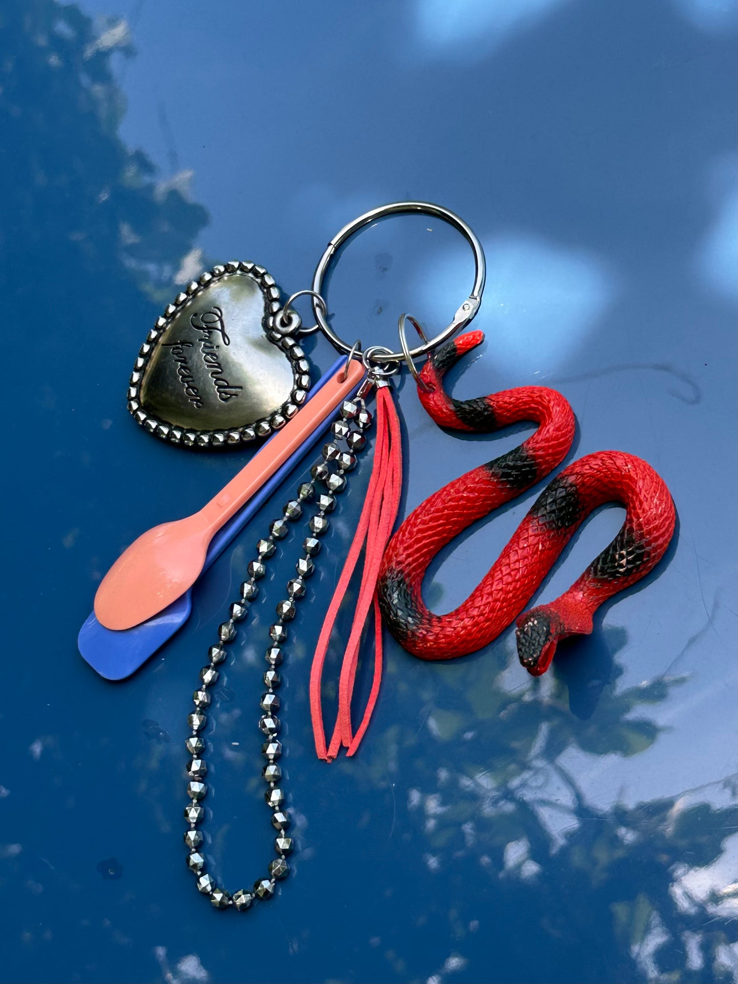 BAG CHARM 🌺👔🍴