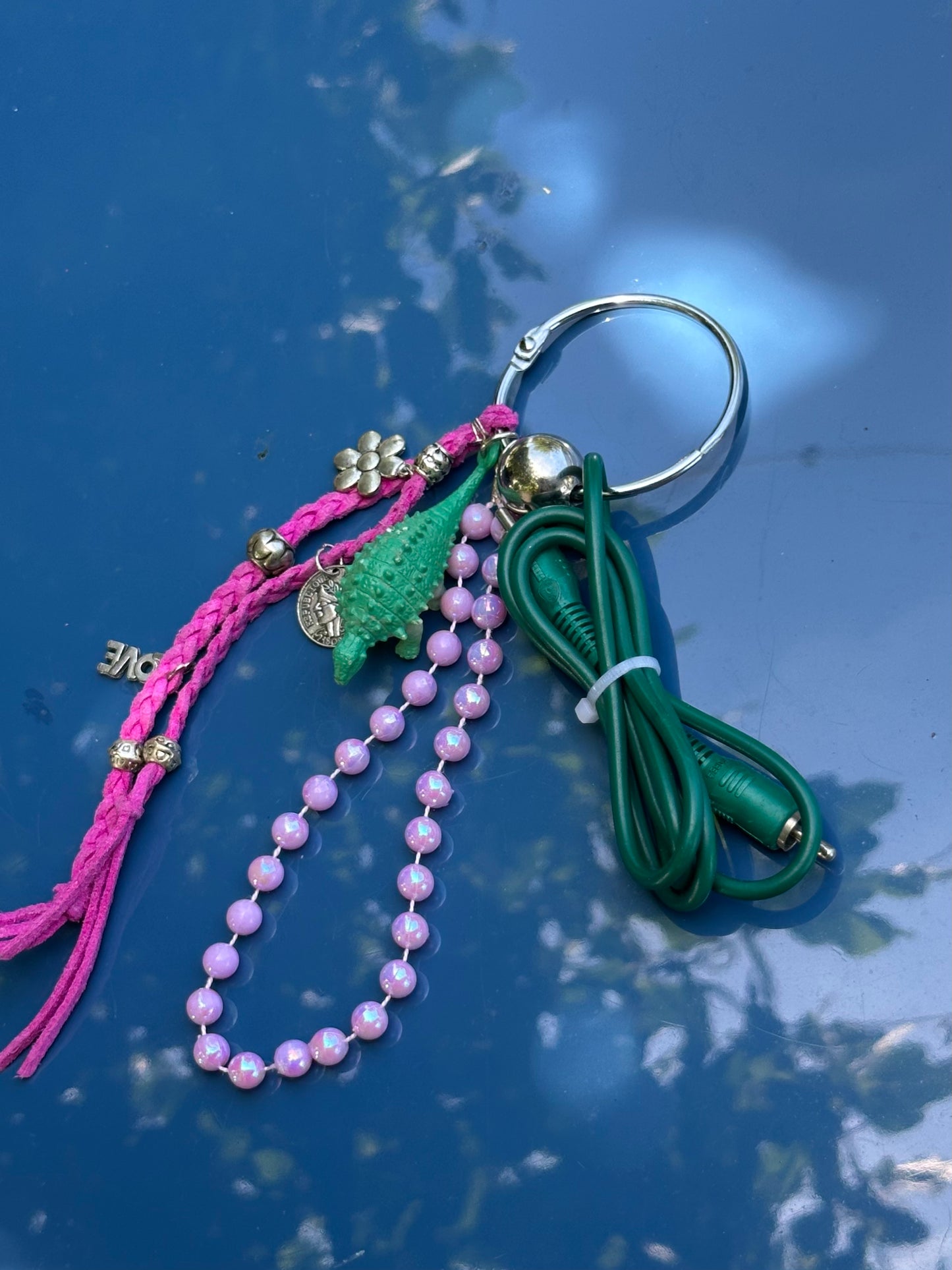BAG CHARM 🩷🦖🍀