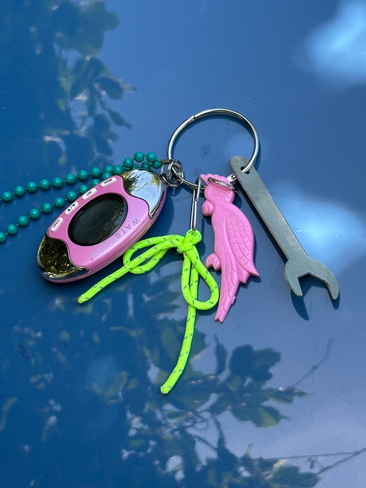BAG CHARM 👛🔫🐊